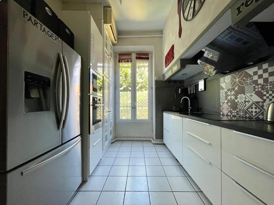 Apartmán Le Balcon De Gambetta ※ Carcassonne Exteriér fotografie
